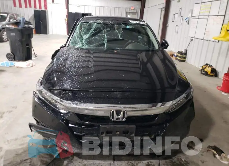 1HGCV1F16KA156742 Photo# 5
