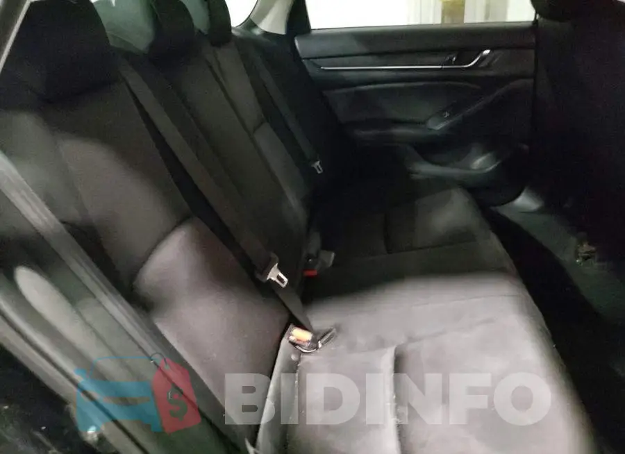 1HGCV1F16KA156742 Photo# 10