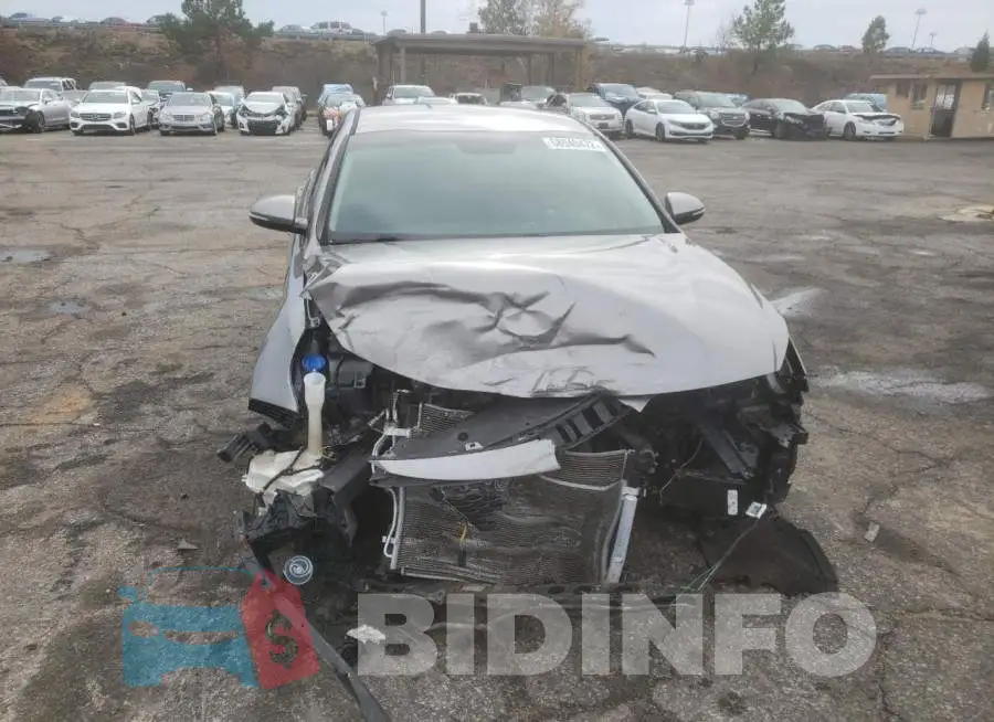 5XXGT4L33GG109872 Photo# 5