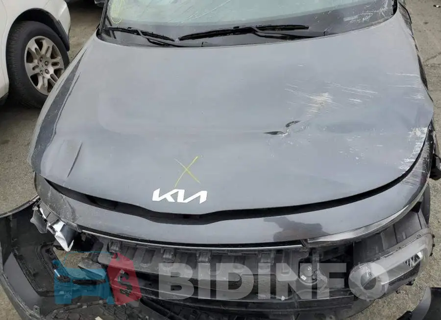 KNDJ23AU9N7827687 Photo# 11