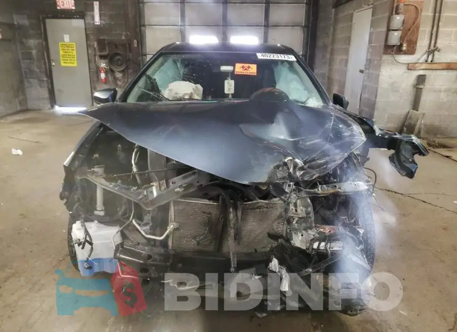 2T1BURHE5FC340289 Photo# 5