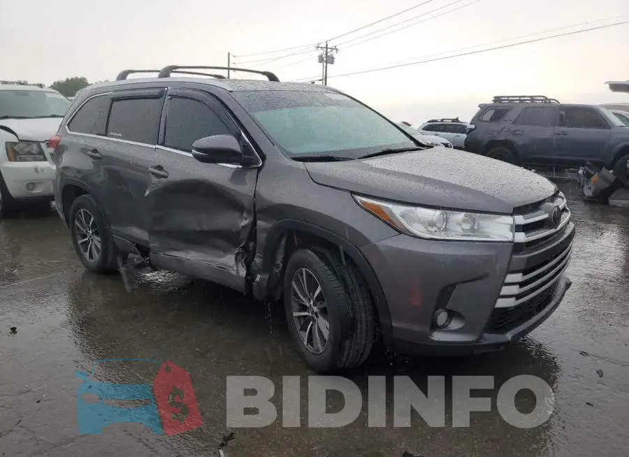 5TDKZRFH8JS538363 Photo# 4