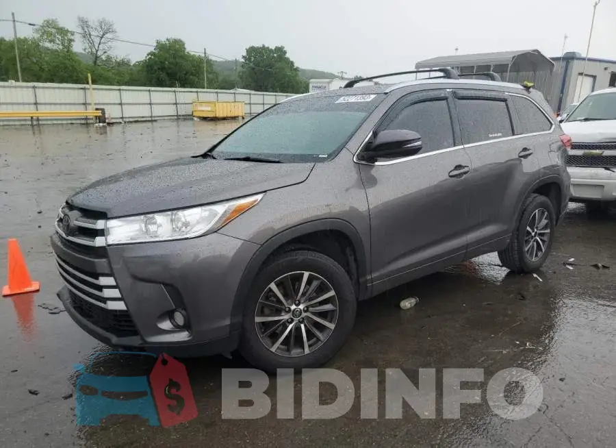 5TDKZRFH8JS538363 Photo# 1
