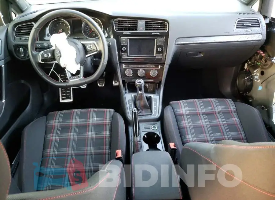 3VW5T7AUXMM011255 Photo# 8