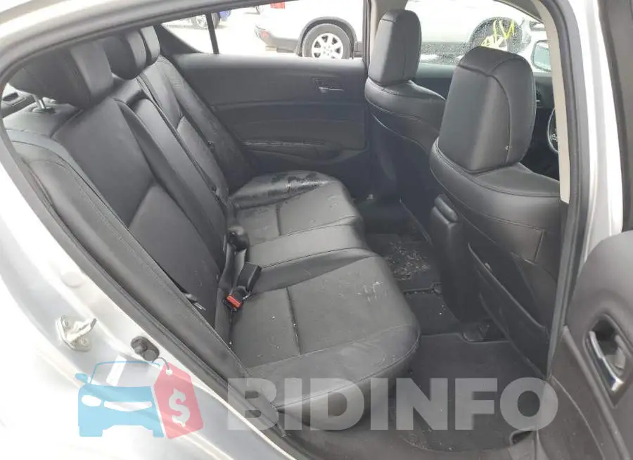 19VDE1F33EE000138 Photo# 10