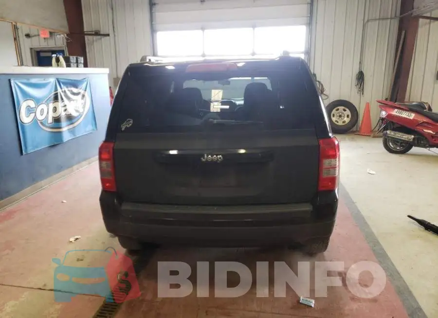 1C4NJPBA7ED690413 Photo# 6