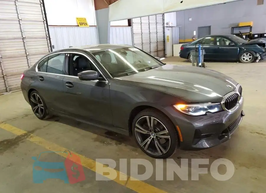 3MW5R1J07M8B93465 Photo# 4