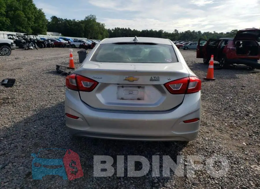 1G1BE5SM6J7107711 Photo# 6