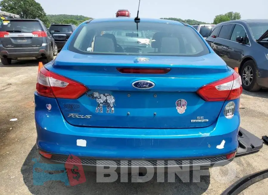 1FADP3F28EL320489 Photo# 6