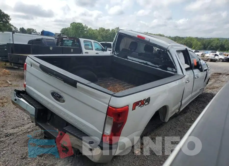 1FT7W2BT2HEC73424 Photo# 3