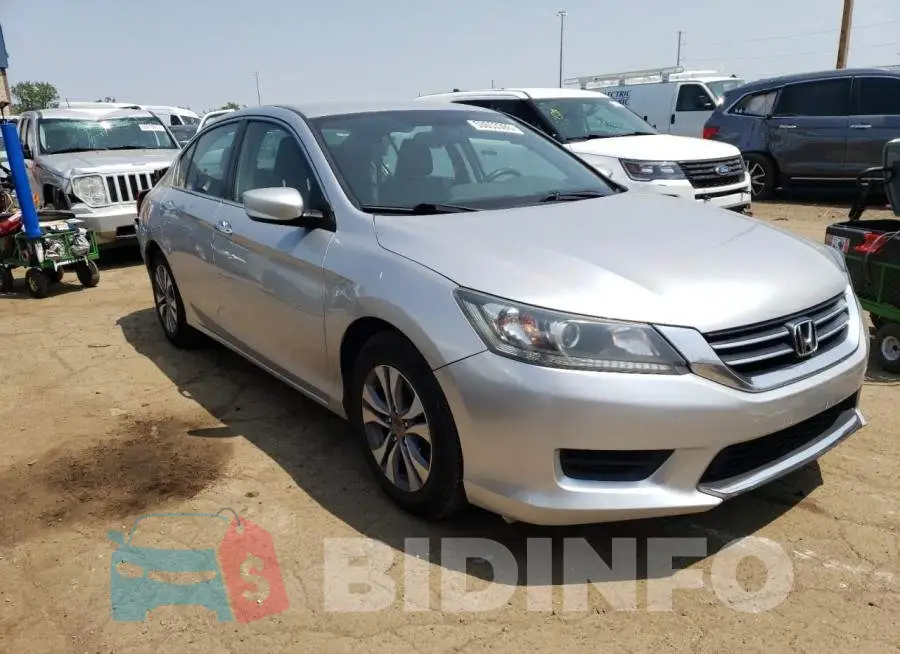 1HGCR2F33FA150284 Photo# 4