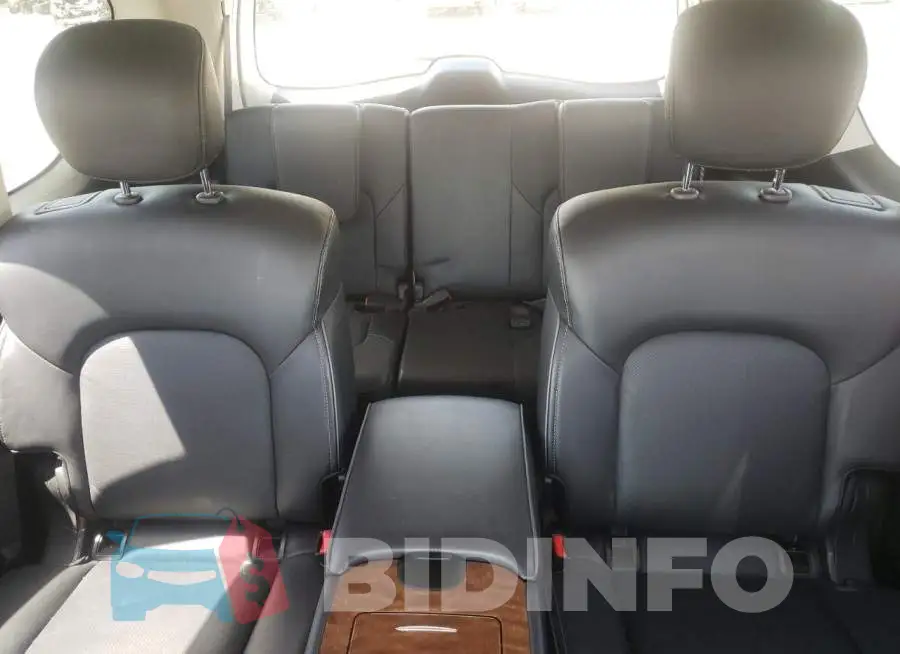 JN8AZ2NF4K9688784 Photo# 10