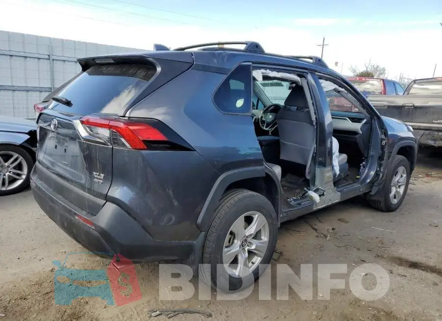 2T3P1RFV8LC140317 Photo# 3