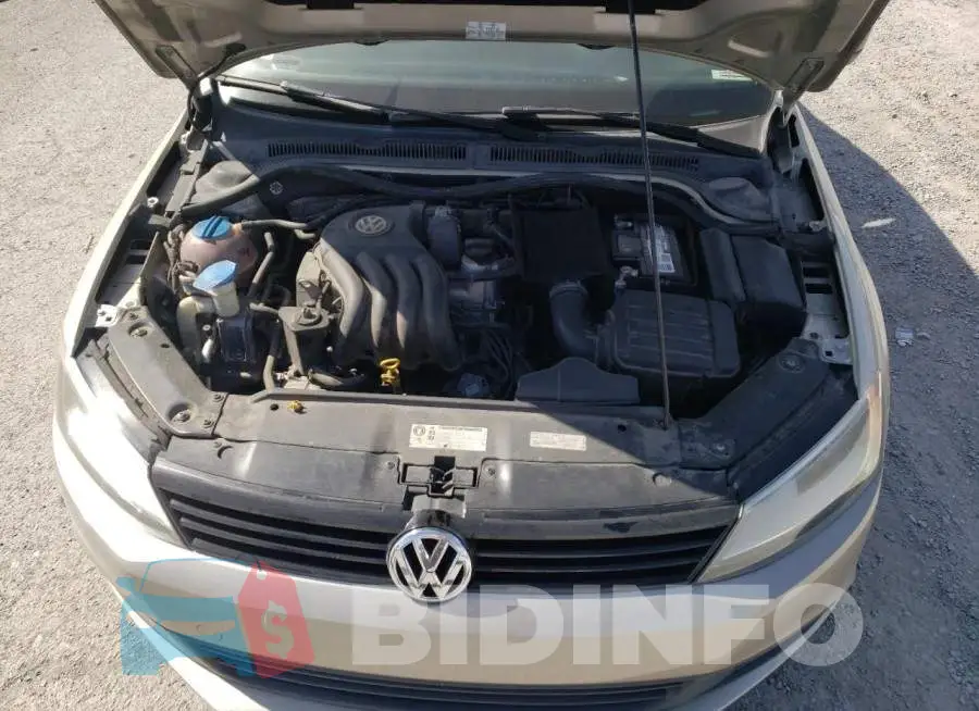 3VW2K7AJ2EM207879 Photo# 11