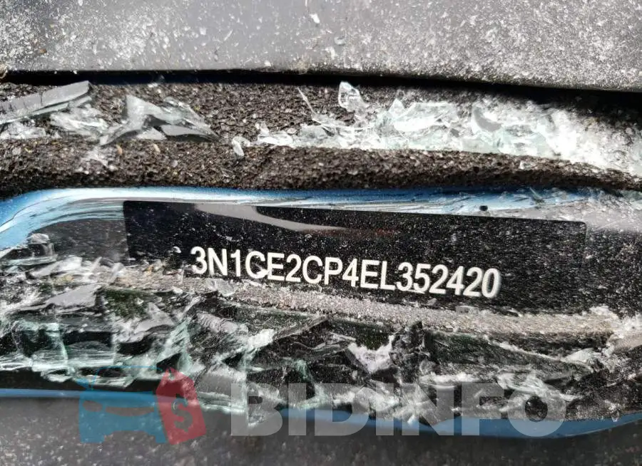 3N1CE2CP4EL352420 Photo# 12