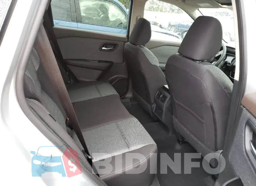 5N1BT3BA8PC765193 Photo# 11