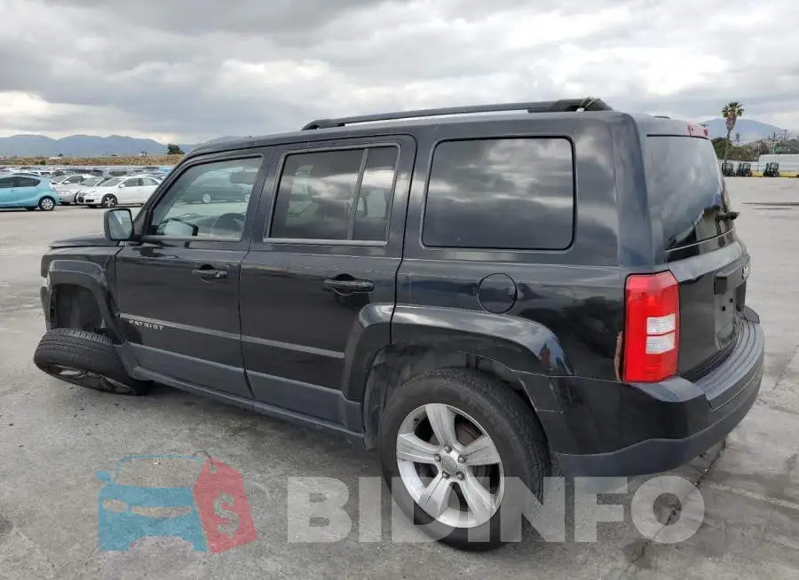 1C4NJPFB7ED822945 Photo# 2