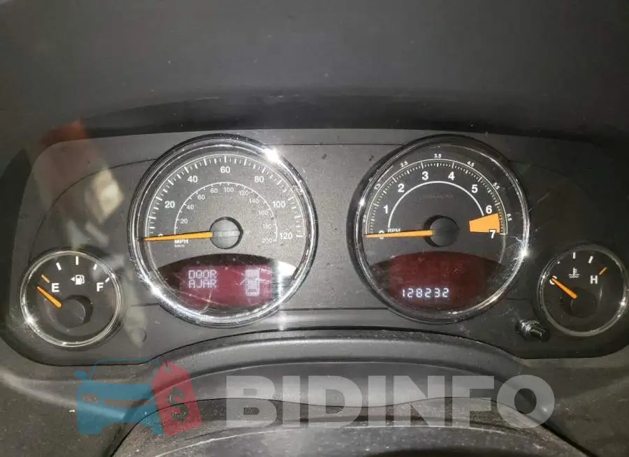 1C4NJRCB2ED728682 Photo# 9