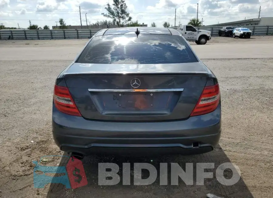 WDDGJ4HB5EG192383 Photo# 6