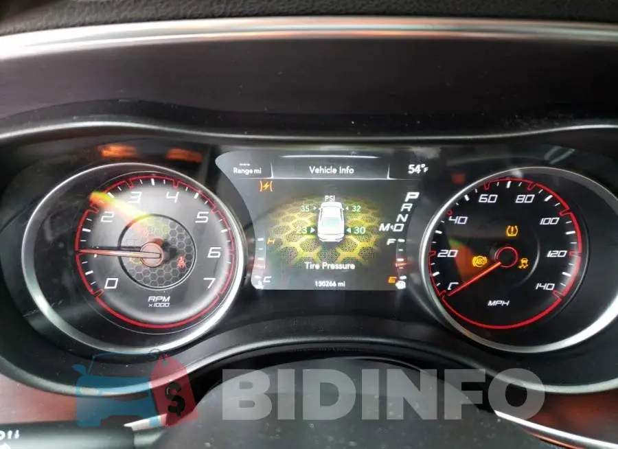 2C3CDXFG7FH827923 Photo# 9