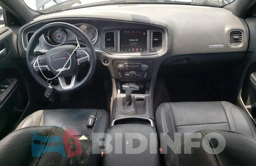 2C3CDXJG0GH313257 Photo# 8