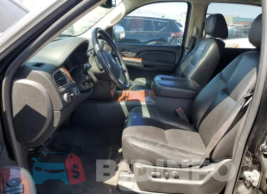 2G1155SL9F9231819 Photo# 7