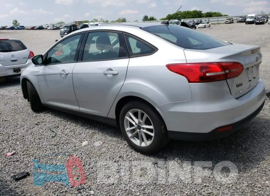 1FADP3F22JL327903 Photo# 2