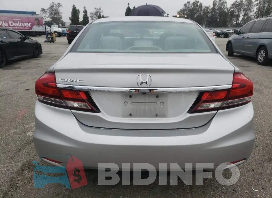 19XFB2F54EE252626 Photo# 6