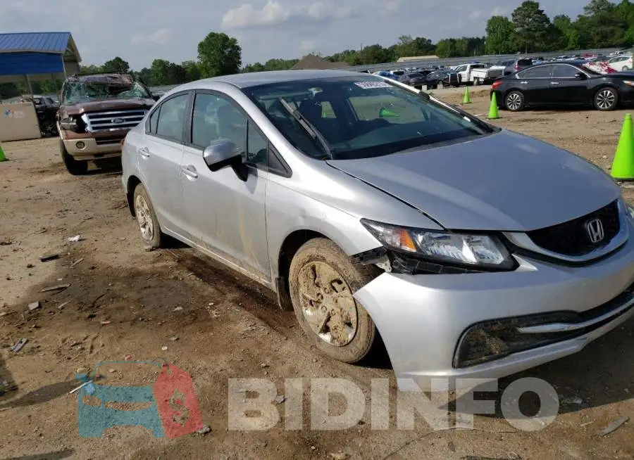 19XFB2F57EE030842 Photo# 4