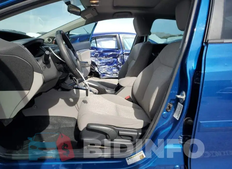 19XFB2F82FE001325 Photo# 7