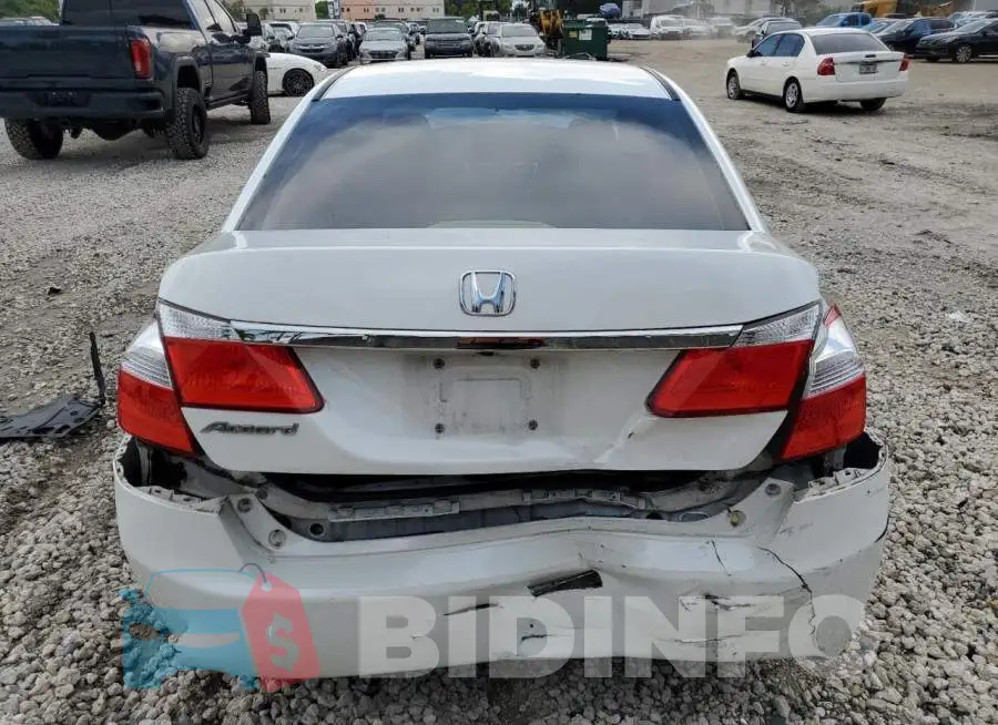 1HGCR2F33EA151157 Photo# 6