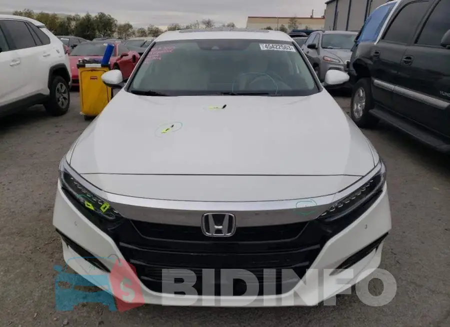 1HGCV2F91KA028484 Photo# 5
