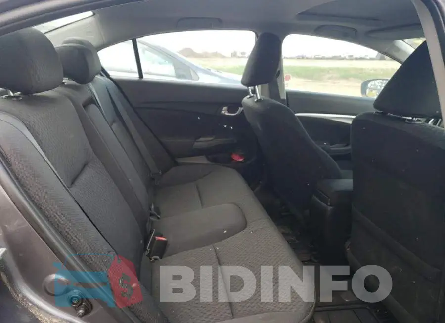 2HGFB2F56FH003204 Photo# 10