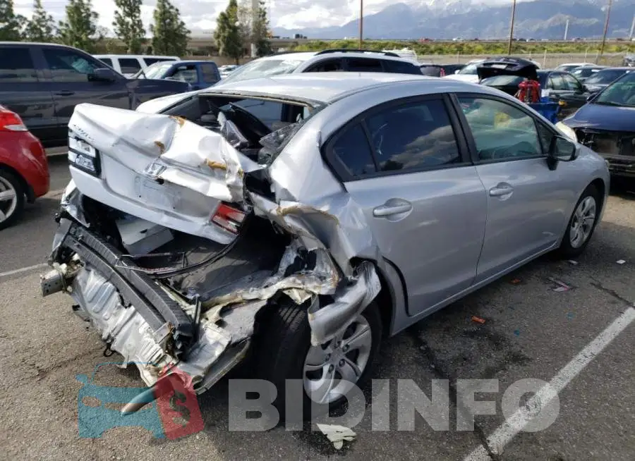 2HGFB2F57FH525887 Photo# 3
