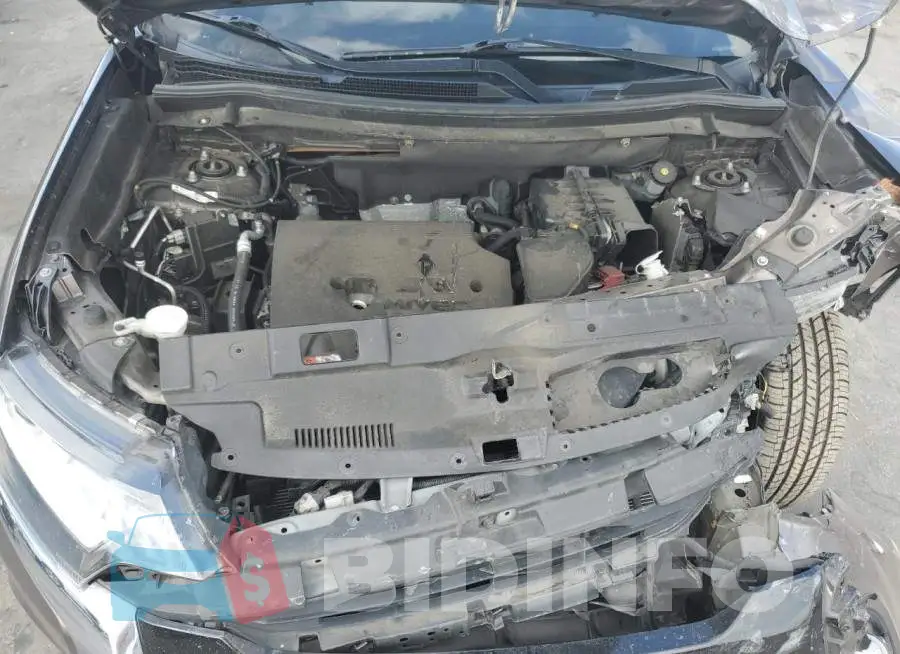 JA4AD3A36JZ033773 Photo# 12
