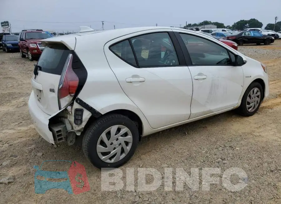 JTDKDTB30F1108188 Photo# 3