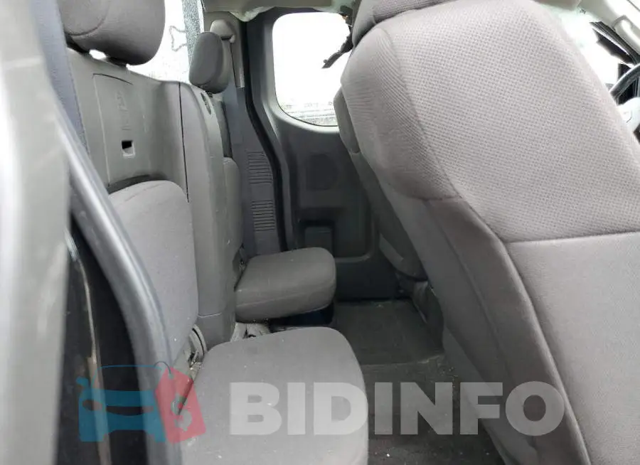 1N6BD0CT3HN717538 Photo# 10