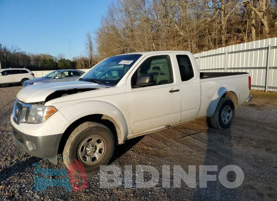 1N6BD0CT8FN733358 Photo# 1
