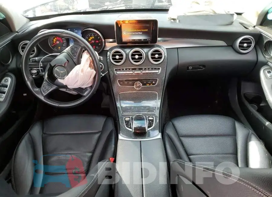 55SWF4JB8FU043204 Photo# 8