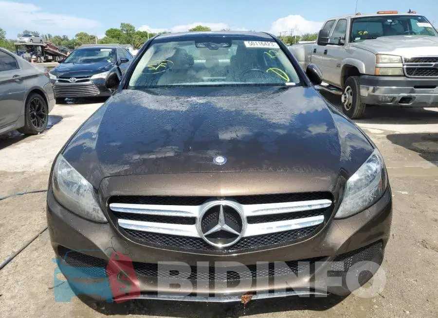 55SWF4JB9GU127467 Photo# 5