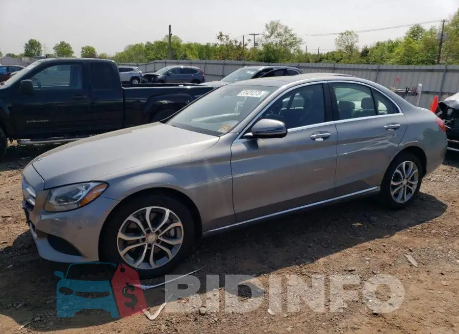 WDDWF4KB3GR137931 Photo# 1