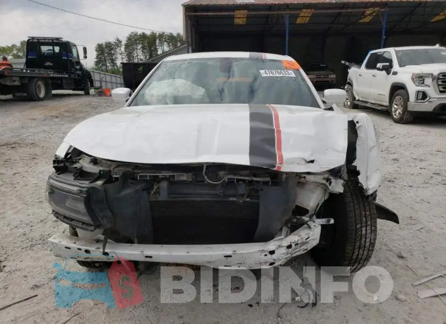 2C3CDXBG3FH726254 Photo# 5