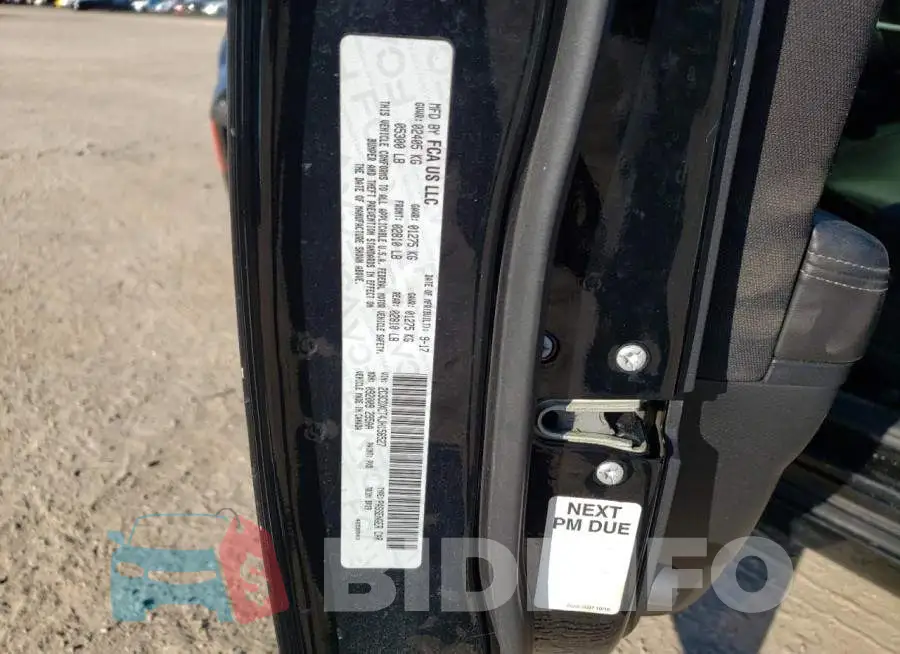 2C3CDXCT4JH156527 Photo# 12