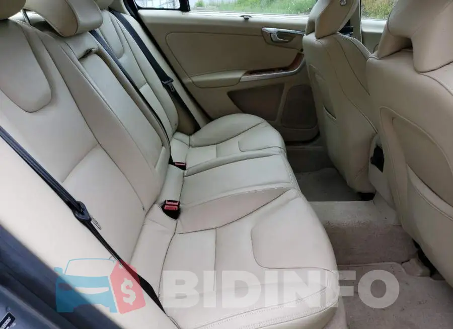 LYV612TK8GB090947 Photo# 10