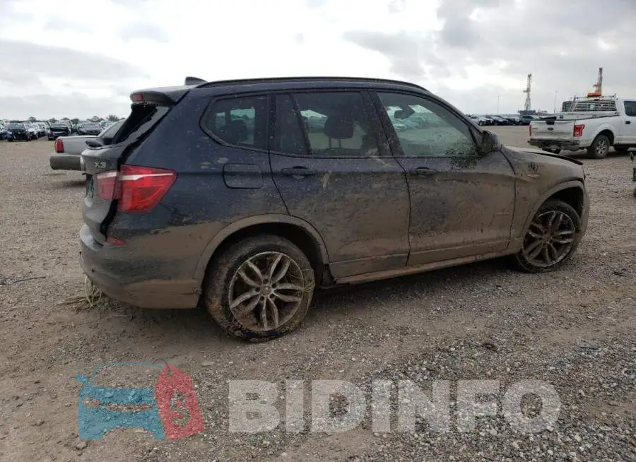 5UXWZ7C3XH0V88708 Photo# 3