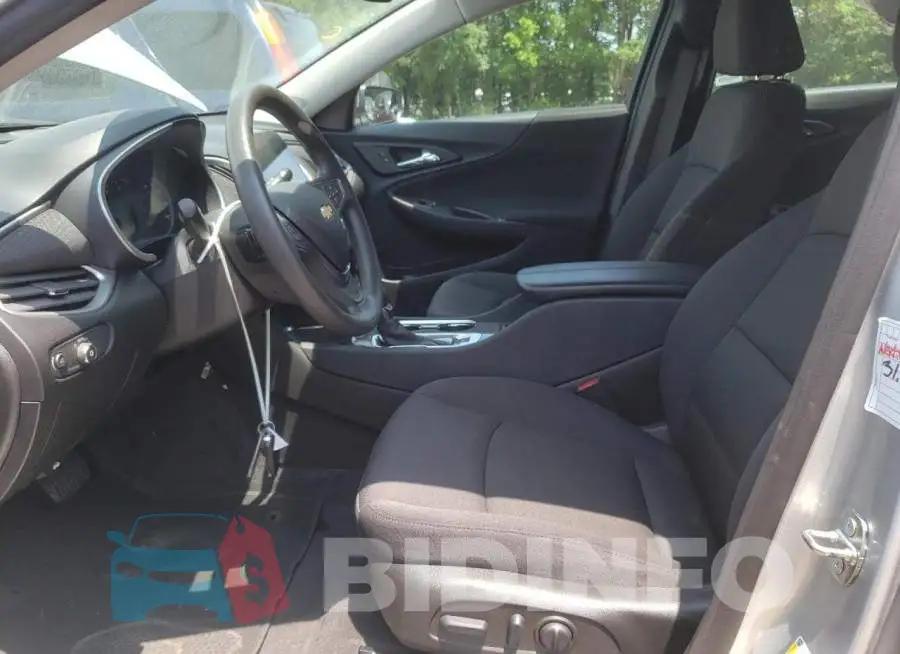 1G1ZD5ST2NF125773 Photo# 7