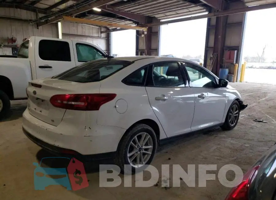 1FADP3F27JL221365 Photo# 3