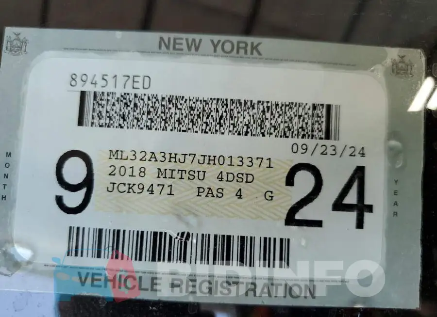 ML32A3HJ7JH013371 Photo# 12