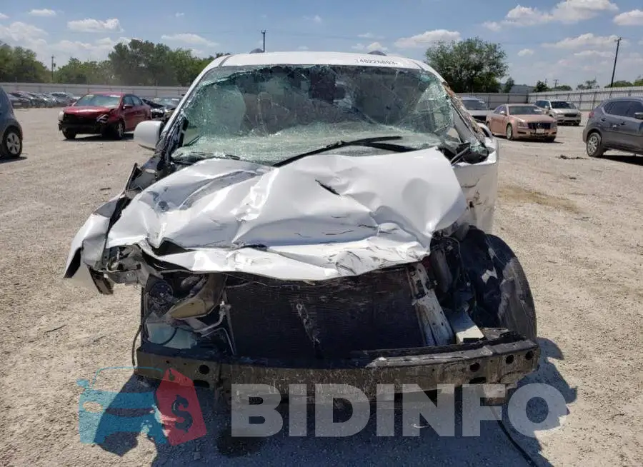 5TDKZ3DC7KS005197 Photo# 5
