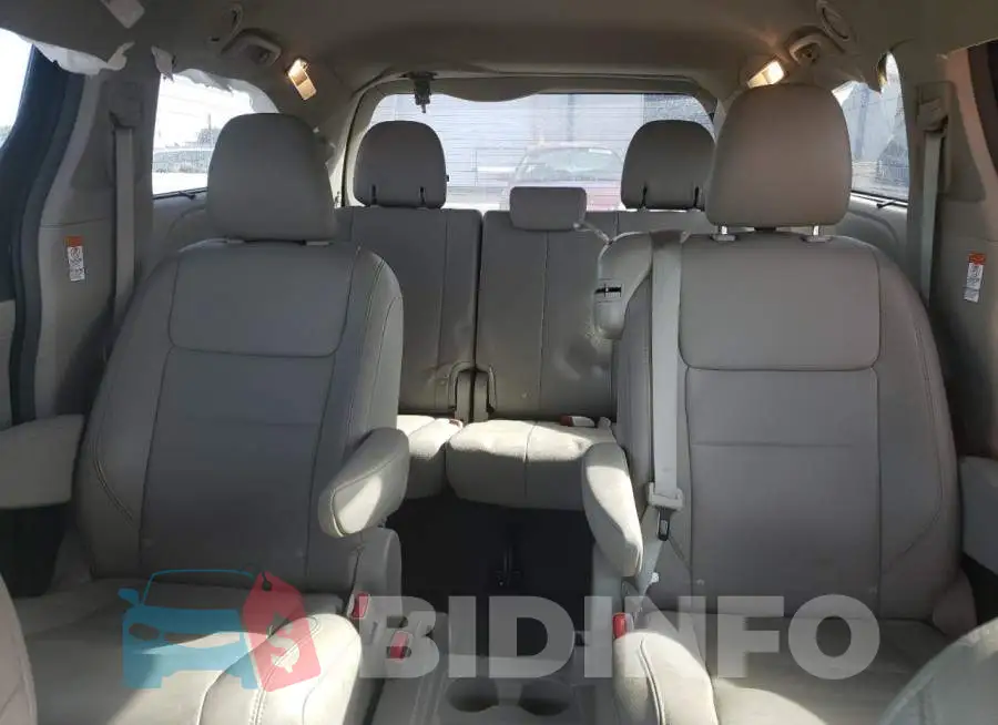 5TDYK3DC9FS577666 Photo# 10